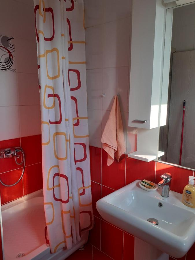 Apartment Vuk I Novak Ulcinj Exteriör bild