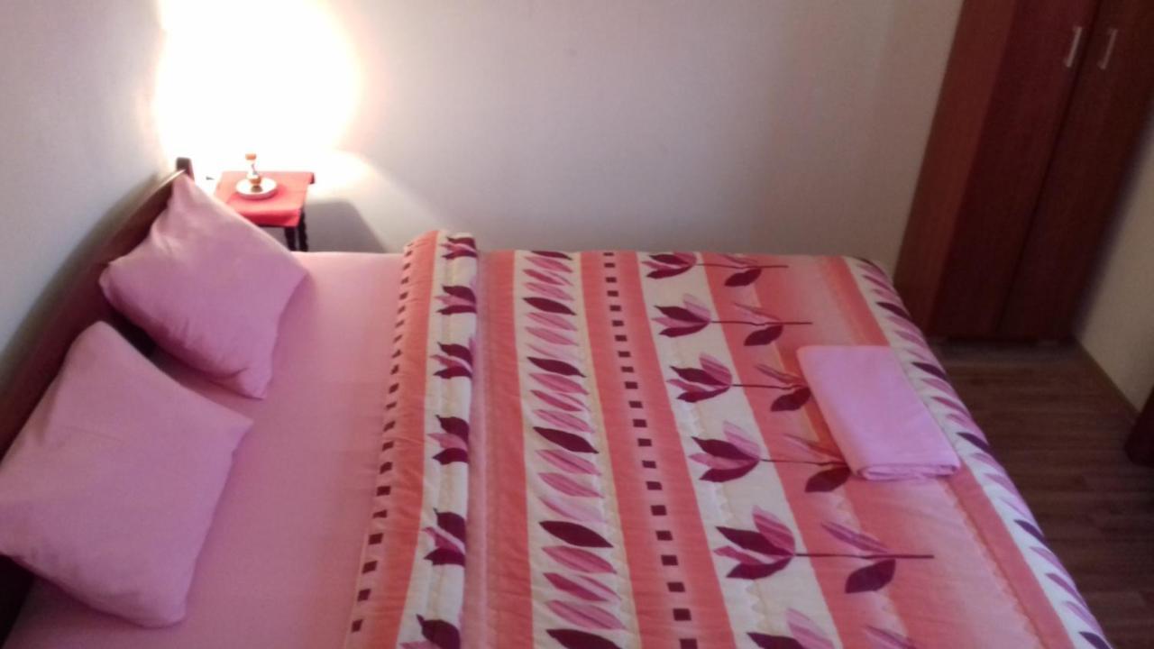 Apartment Vuk I Novak Ulcinj Exteriör bild
